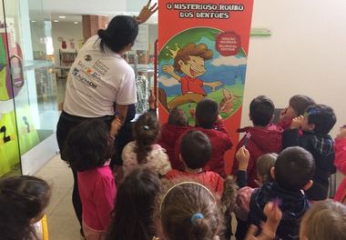 Histórias Sorridentes (5ºparte) com Ligia Boldori na Biblioteca de Faro