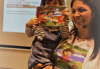 Dia Mundial do Livro na Fnac é celebrado com as Histórias Sorridentes de Ligia Boldori